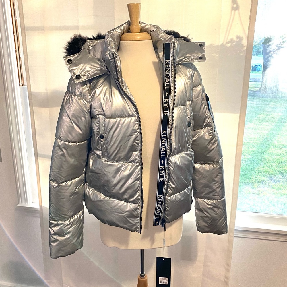 Kendall+Kylie Mendocino Silver/Metallic Puffer Jacket W/ Detachable Hood-NWT 🏷